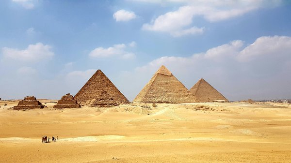 Quels sont les conseils pour une visite des pyramides de Gizeh en Égypte?